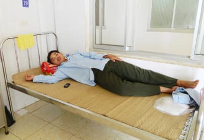 Bình Định: Lâm tặc tấn công, 1 kiểm lâm viên bị thương