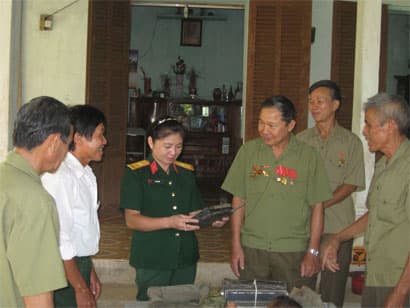 Trong trẻo như cánh hoa ban