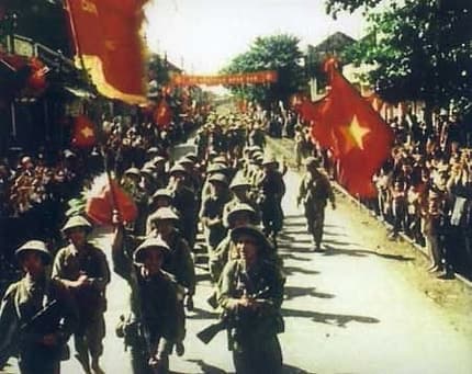 Đơn vị “tiền trạm” tiếp quản Thủ đô