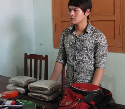 Bắt giữ vụ vận chuyển cần sa và động vật hoang dã