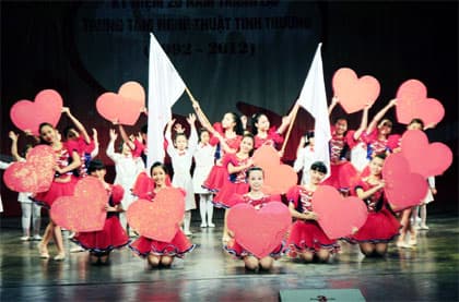 20 năm Trung tâm nghệ thuật tình thương