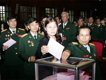 BCH Trung ương Hội Cựu chiến binh  Việt Nam, khóa V, gồm 99 đồng chí