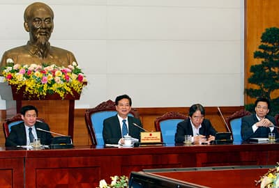 Chính phủ tham vấn các chuyên gia kinh tế và các nhà khoa học