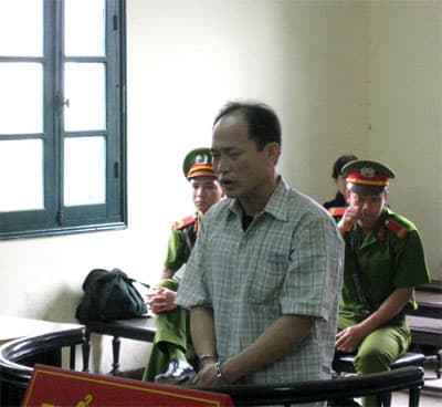 Án tử hình cho kẻ dùng dao đâm 2 người thiệt mạng