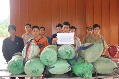 Triệt phá đường dây vận chuyển hơn 370kg thuốc nổ từ ngoài biên giới vào