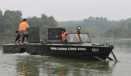 Điezel hóa ca-nô BMK-150