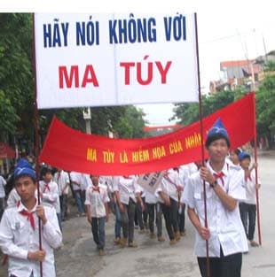 Ra quân hưởng ứng Tháng hành động phòng, chống ma túy