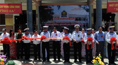 Nhà văn hóa ở đảo Song Tử Tây