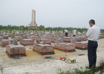 Chung tay chăm lo gia đình chính sách