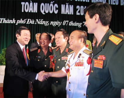 Hội nghị biểu dương người có công với cách mạng tiêu biểu toàn quốc năm 2012