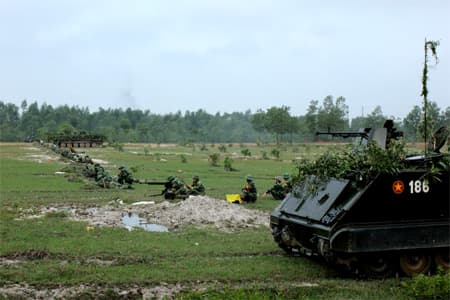 Diễn tập chỉ huy, cơ quan một  bên hai cấp năm 2013