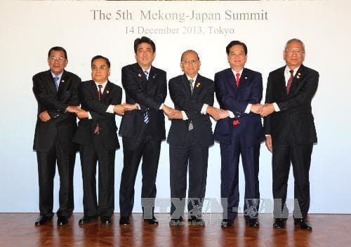 Thủ tướng Nguyễn Tấn Dũng tham dự hội nghị cấp cao ASEAN-Nhật Bản, cấp cao Mê Công-Nhật Bản