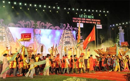 Rực sáng ngọn lửa Vạn An