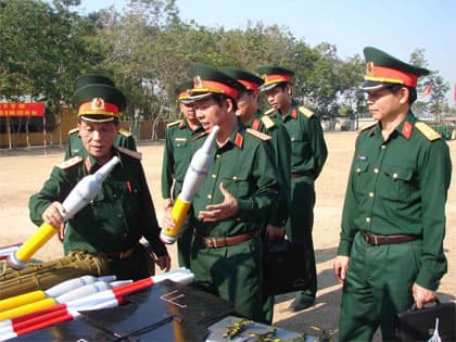 Huấn luyện thực chất, đánh giá kết quả nghiêm túc