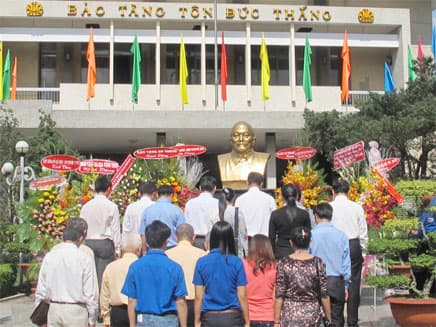 Tưởng niệm 33 năm ngày mất của Chủ tịch Tôn Đức Thắng