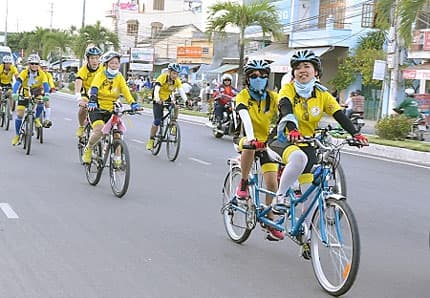 Tổ chức giải đua xe đạp đôi năm 2013