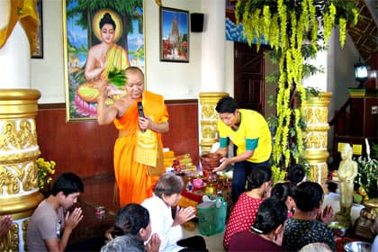 Đồng bào Khmer TP Cần Thơ vui “Ngày thêm tuổi”