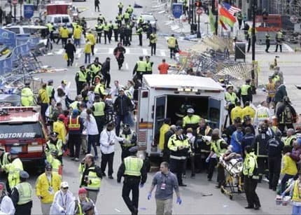 Mỹ: Khủng bố đẫm máu ở cuộc đua marathon Boston