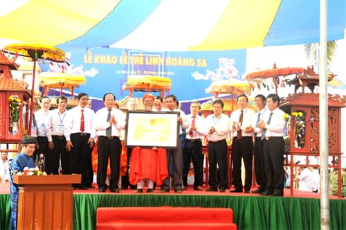 Hoàng Sa, Trường Sa là lãnh thổ thiêng liêng của Việt Nam