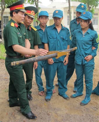 Bộ CHQS TP Cần Thơ tập huấn bắn nỏ