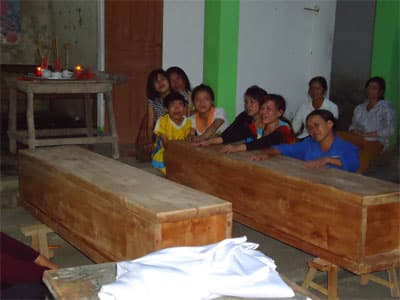 Hà Tĩnh: Hai vợ chồng đuối nước thương tâm