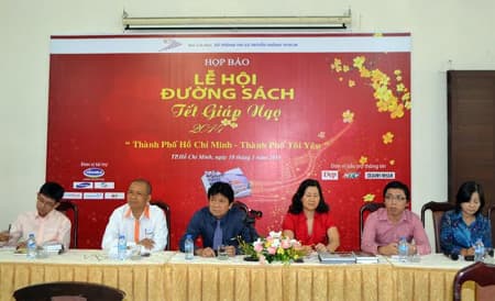 Nhiều sách mới về Đại tướng Võ Nguyên Giáp tại lễ hội Đường sách Tết Giáp Ngọ