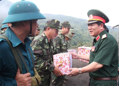 Đoàn kết thi đua, tạo sự bứt phá trong thực hiện nhiệm vụ