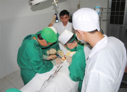 Quân y đảo Thổ Chu: Mổ cấp cứu thành công một quân nhân viêm ruột thừa cấp