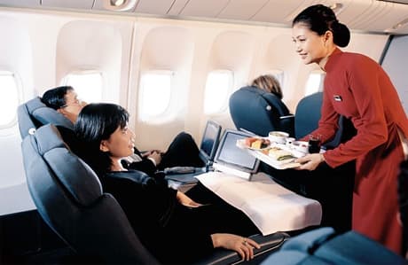 Vietnam Airlines triển khai chương trình “Bay cùng hoa sen - Trải nghiệm Thương gia”