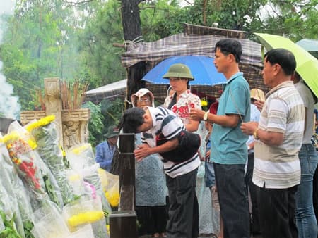 Gần 2 vạn người viếng mộ Đại tướng Võ Nguyên Giáp trong dịp nghỉ lễ 2-9