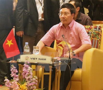 Tập trung hình thành Cộng đồng ASEAN 2015 đúng thời hạn
