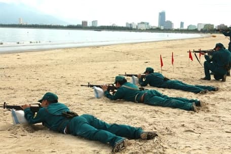 Dân quân biển luyện rèn