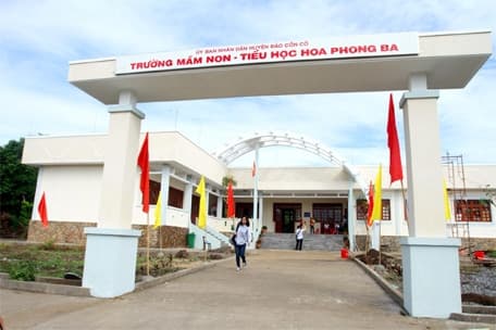 “Hoa Phong Ba” lại nở trên đảo Cồn Cỏ