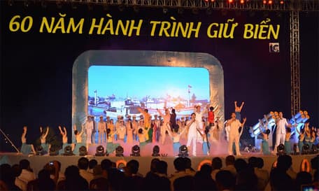 Giao lưu truyền thống “60 năm hành trình giữ biển”