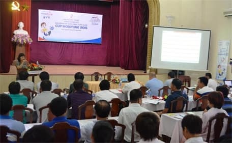 10 đội tham dự vòng Chung kết Giải bóng đá thiếu niên toàn quốc cúp Mobifone 2015