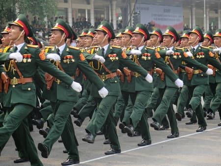 Sơ duyệt chương trình diễu binh, diễu hành kỷ niệm 70 năm Cách mạng Tháng Tám và Quốc khánh 2-9