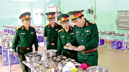 Những đóng góp thầm lặng
