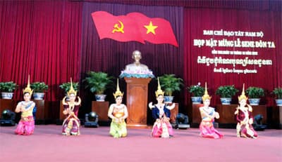 Họp mặt mừng lễ Sene Đôn Ta vùng Nam bộ năm 2012