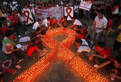 Những tiến bộ vượt bậc trong phòng và điều trị HIV/AIDS