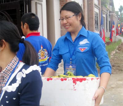 Tuổi trẻ sống tình nguyện