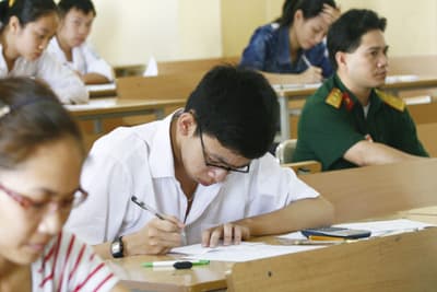 Tuyển thẳng thí sinh đoạt giải môn Hóa vào Học viện Quân y