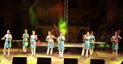 Sôi động hoạt động hưởng ứng Festival Huế