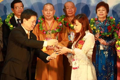Doanh nhân đồng hành cùng với Di sản Văn hóa Dân tộc Huế