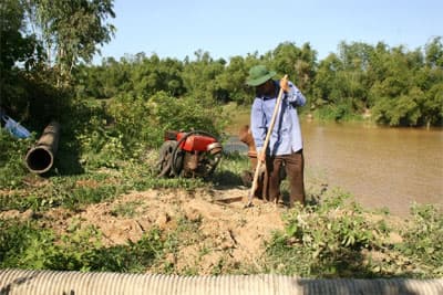 Bơm 160.000 m3 nước đập về chống mặn nước sinh hoạt