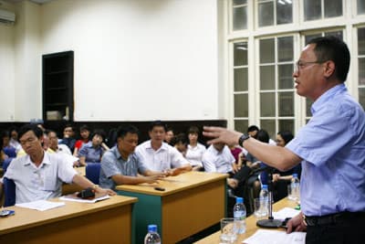 Ứng viên tiếp tục thấp thỏm chờ đợi