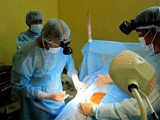 Cứu sống một ngư dân bị tai nạn trên biển