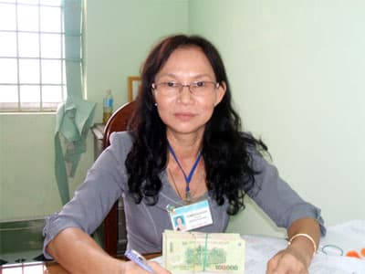 Chị Hương trả lại 50 triệu đồng tiền thừa
