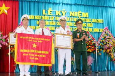 Trung đoàn Giang Thuyền 962 kỷ niệm 50 năm thành lập