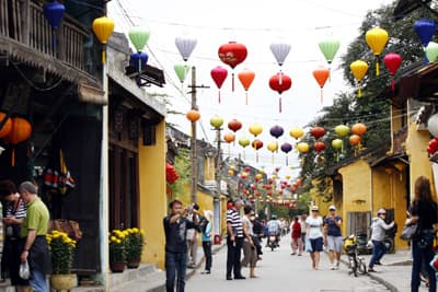 Trung thu Hội An thu nhỏ giữa lòng Hà Nội