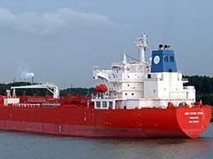 Nigeria giải cứu tàu Singapore bị hải tặc tấn công